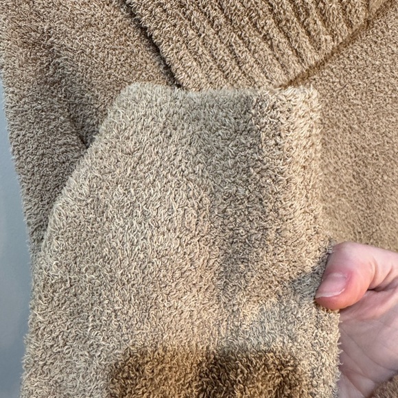 BAREFOOT DREAMS Cozychic Oversized Asymmetrical‎ Cowl Neck Teddy Tunic Sweater - Picture 6 of 8